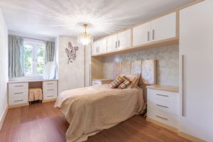 Bedroom- click for photo gallery